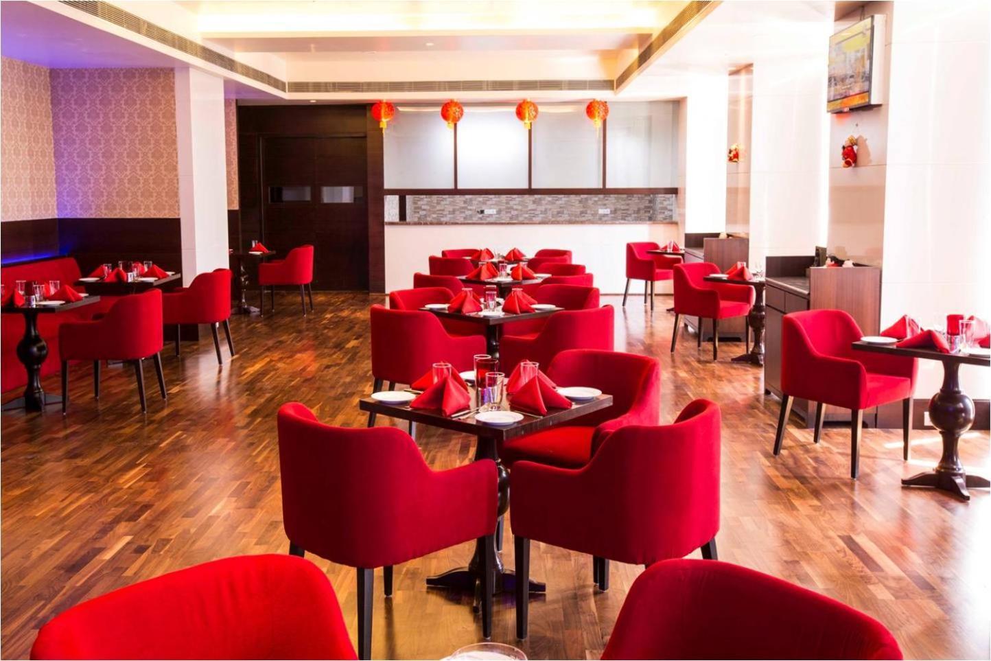 Regenta Central Grand Exotica Pimpri-Chinchwad Екстериор снимка